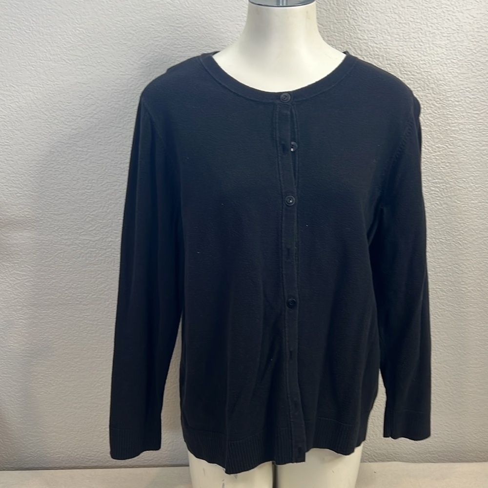 🛍️ 4 for $25 CJ Banks Classic Black Button-Front Cardigan Sweater - Size X